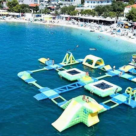 Villa Mendula Trogir - Luxury Villa By The Beach - Heated Pool - Lush Green Garden Vila Trogir
