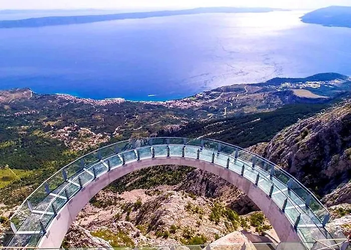 Villa Mendula - Luxury By The - Heated Pool - Lush Garden Trogir