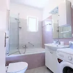 Villa Villa Mendula Trogir - Luxury Villa By The Beach - Heated Pool - Lush Green Garden Trogir