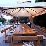 Villa Mendula Trogir - Luxury Villa By The Beach - Heated Pool - Lush Green Garden Villa