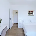 Villa Mendula Trogir - Luxury Villa By The Beach - Heated Pool - Lush Green Garden *