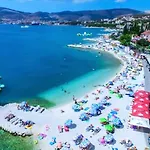 Villa Mendula Trogir - Luxury Villa By The Beach - Heated Pool - Lush Green Garden Villa *