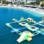 Villa Mendula Trogir - Luxury Villa By The Beach - Heated Pool - Lush Green Garden Villa Trogir