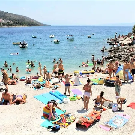 Mendula - Luxury By The - Heated Pool - Lush Garden Вілла *