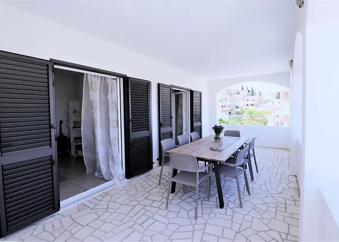 Mendula - Luxury By The - Heated Pool - Lush Garden Τρογκίρ