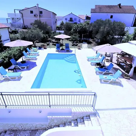 Mendula - Luxury By The - Heated Pool - Organic Garden Trogir