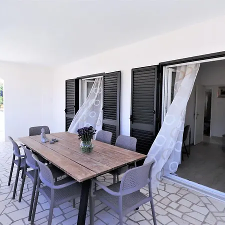 Mendula - Luxury By The - Heated Pool - Organic Garden * Trogir