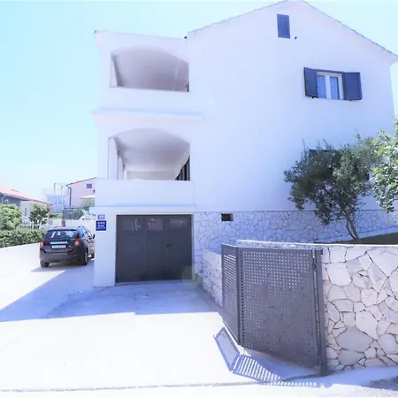 Mendula - Luxury By The - Heated Pool - Organic Garden * Trogir